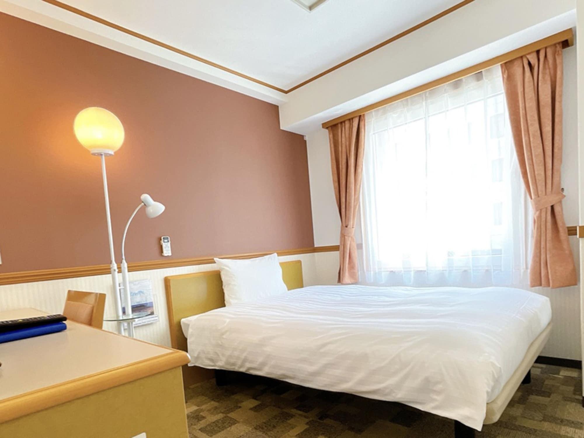 Toyoko Inn Kanazawa Kenrokuen Korimbo Екстер'єр фото