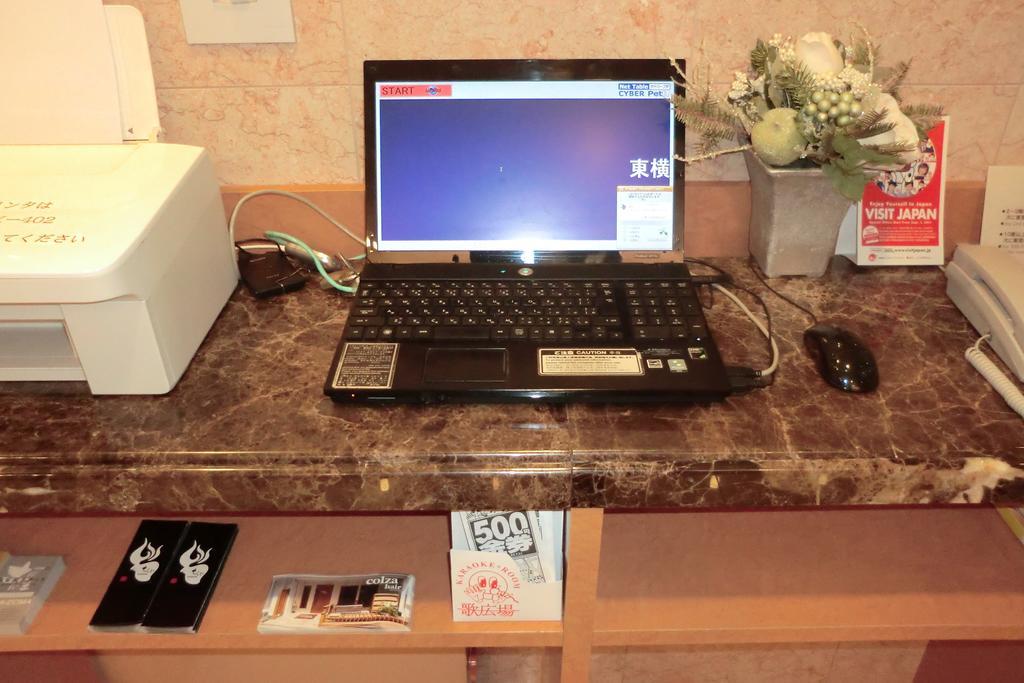 Toyoko Inn Kanazawa Kenrokuen Korimbo Екстер'єр фото